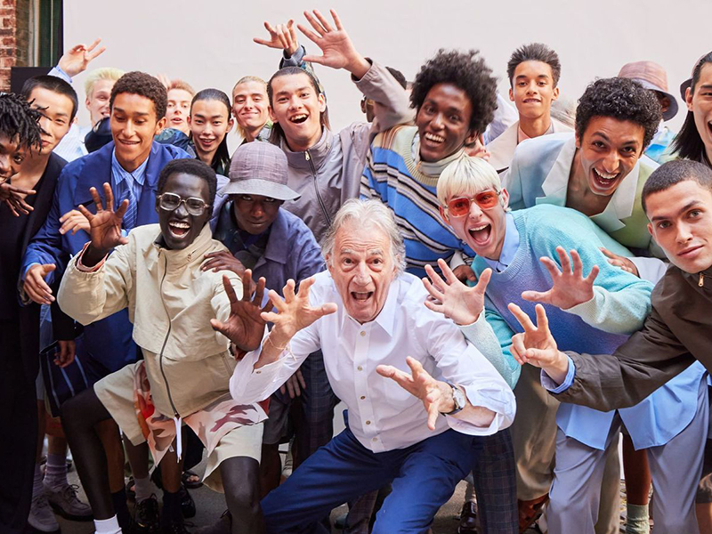 اختبر روعة الثمانينيات مع تشكيلة PAUL SMITH لربيع وصيف 2023